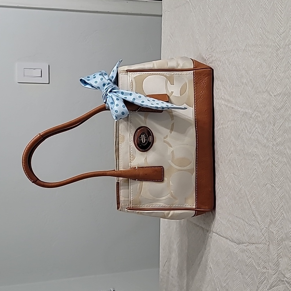 EUC Vintage Coach Purse